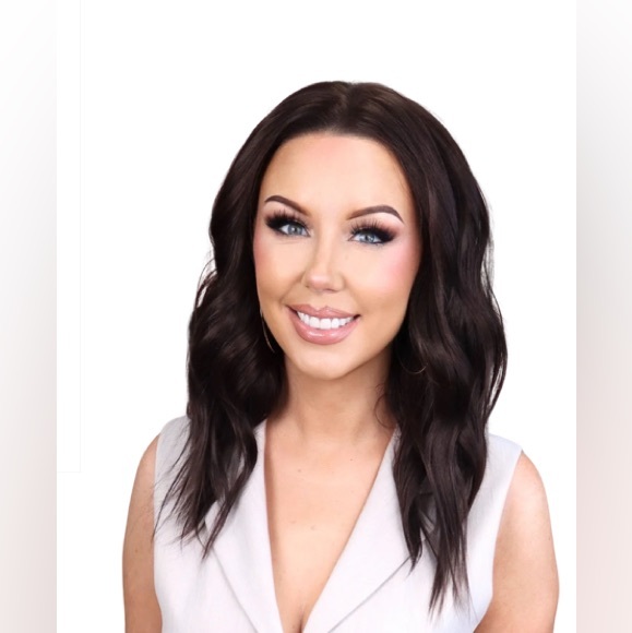 Chelsey Smith Cosmetics FARIS-COLA - Picture 1 of 2